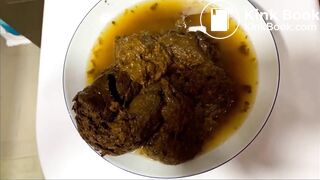 Girl pooping in the toilet - video 16