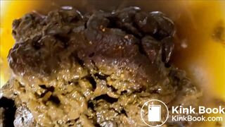 Girl pooping in the toilet - video 16