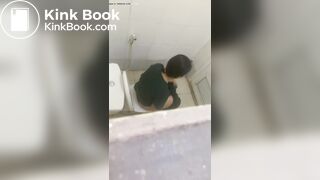 Toilet pooping - video 147