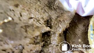 Big poop in pink panties and jeans shorts