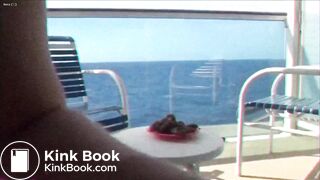 crazy girl shitting in the plate prt2