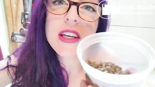 One of my favorite scat girl making shit meal