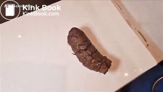 One of my favorite scat girl hot shitting - video 4