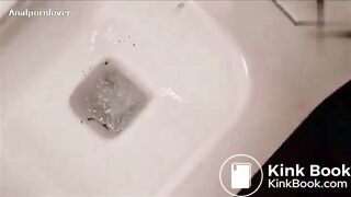 One of my favorite scat girl hot shitting - video 4