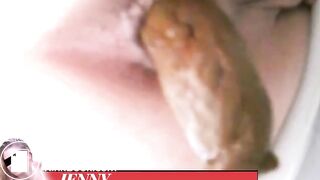 German girl pooping on toilet - video 2