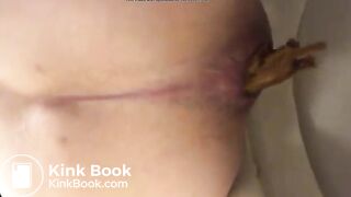 Thai girl pooping on toilet - video 3