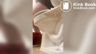 Secy girl pooping a lot on toilet