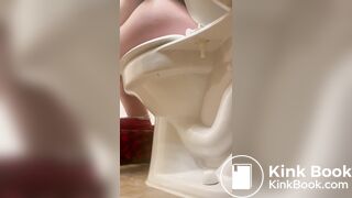 Secy girl pooping a lot on toilet