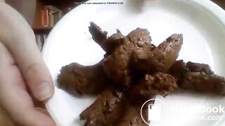 Hot girl shits on plate - video 7