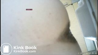 spy camera asian girl pee and shit.video_1340