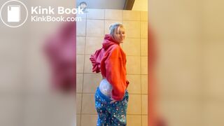 Blonde Hottie Shitting In Her Pull-Ups At Rest Stop