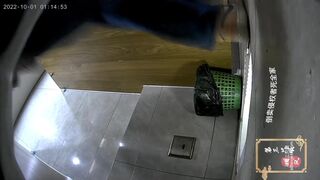 spy camera asian girl pee and shit.video_1337
