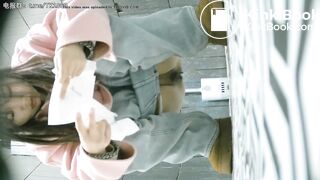 spy camera asian girl pee and shit.video_1406