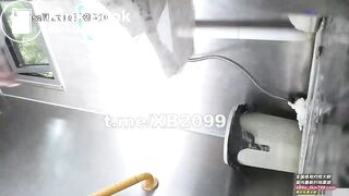 spy camera asian girl pee and shit.video_1...
