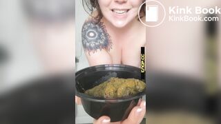 One of my favorite scat girl making a shit meal - video 2