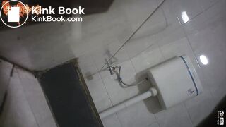 spy camera asian girl pee and shit.video_1377