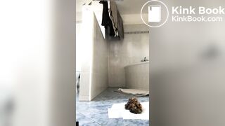 Big ass teen shitting