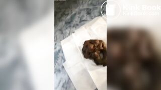 Big ass teen shitting