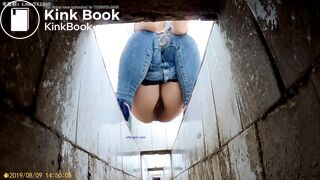 spy camera asian girl pee and shit.video_1392