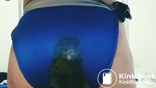 Woman poops panties