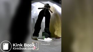 spy camera asian girl pee and shit.video_1335