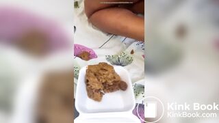Hot girl shitting in tray and boyfriend eats it