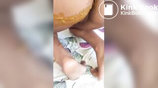 Hot girl shitting in tray and boyfriend eats it