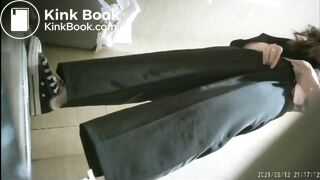 spy camera asian girl pee and shit.video_1341