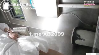 spy camera asian girl pee and shit.video_1322