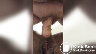 Brasileira cagando anal - video 2