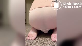 Sex Hot White Girl Huge Crackly Light Pink Panty Poop