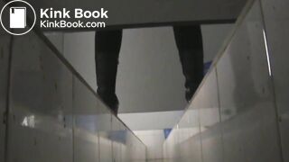 spy camera asian girl pee and shit.video_1370