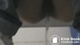 spy camera asian girl pee and shit.video_1370