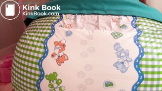 Pretty lightskin ebony takes a fleet enema and messes