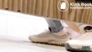 spy camera asian girl pee and shit.video_1353