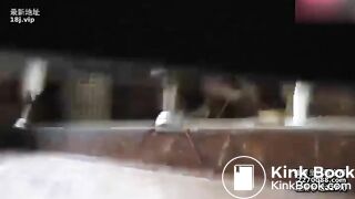 spy camera asian girl pee and shit.video_1343