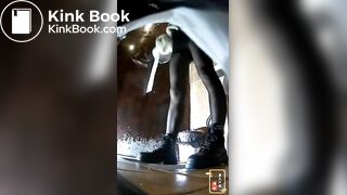 spy camera asian girl pee and shit.video_1256