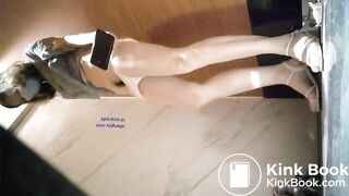 spy camera asian girl pee and shit.video_1264