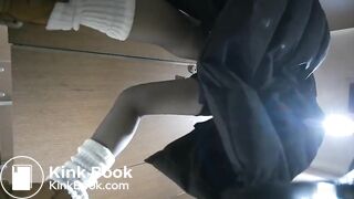 spy camera asian girl pee and shit.video_1209