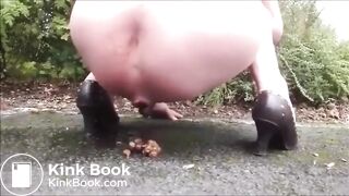 Big poo on the road..