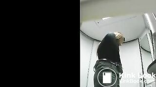 toilet voyeur - video 108