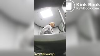 toilet voyeur - video 108