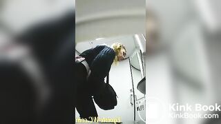 toilet voyeur - video 108