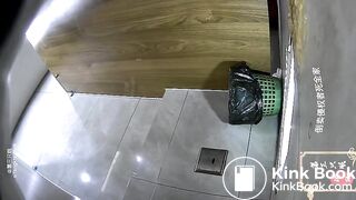 spy camera asian girl pee and shit.video_1263