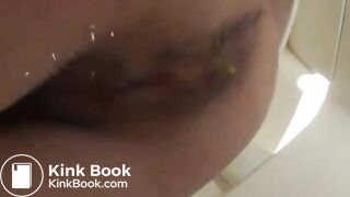 Japanese woman's toilet scene - video 119