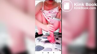 Indonesian livestream shitting