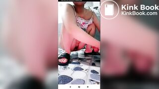 Indonesian livestream shitting