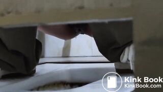 spy camera asian girl pee and shit.video_1286