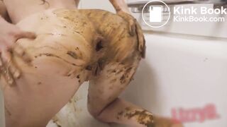 Girl Shit And Anal Dildo Squirt