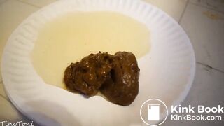 Hot alternative girl shitting compilation - video 2